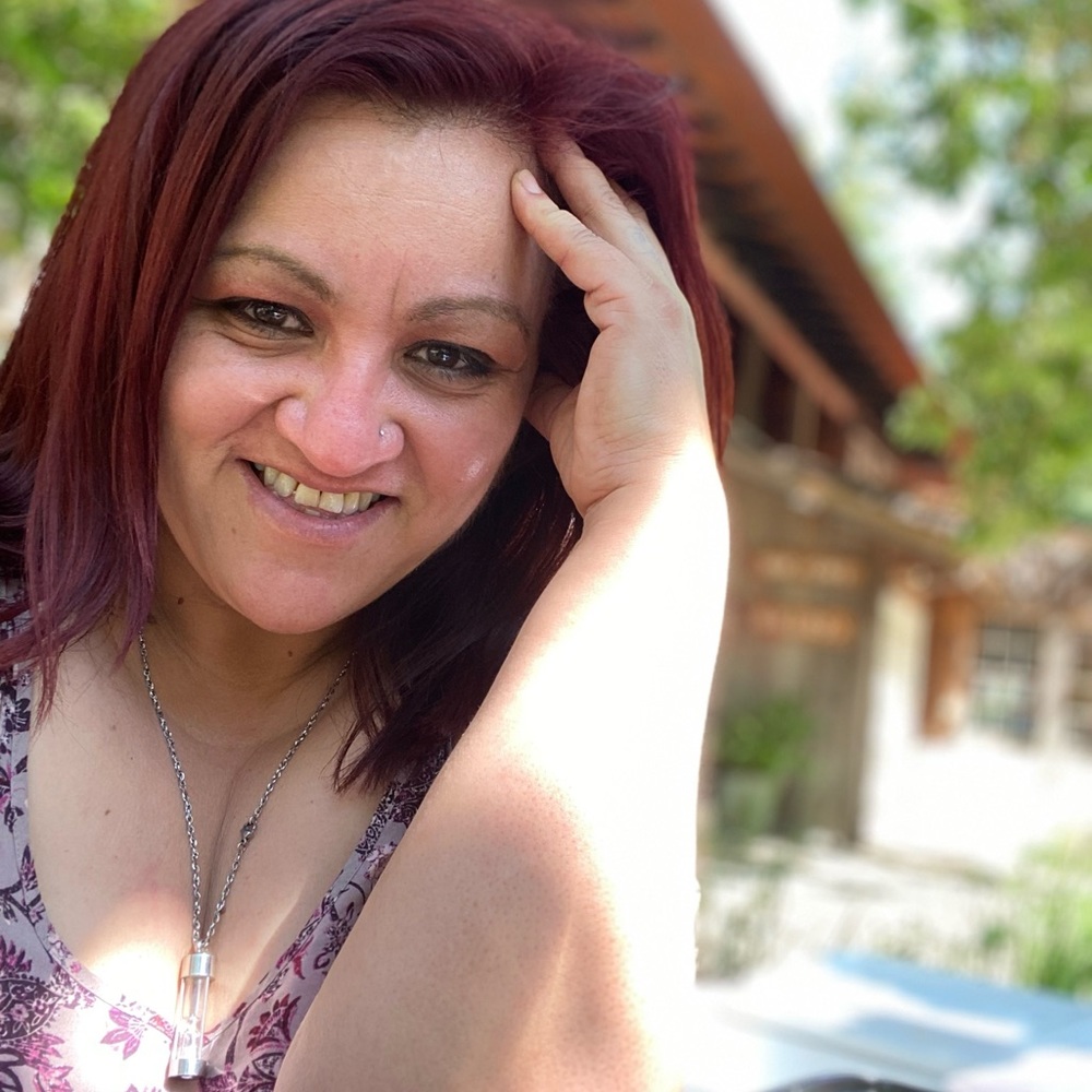 Meet your Posher, Pamela